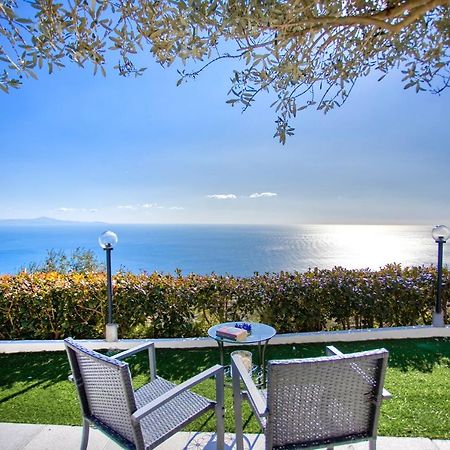 Holidays Perla D'Amalfi Exterior photo