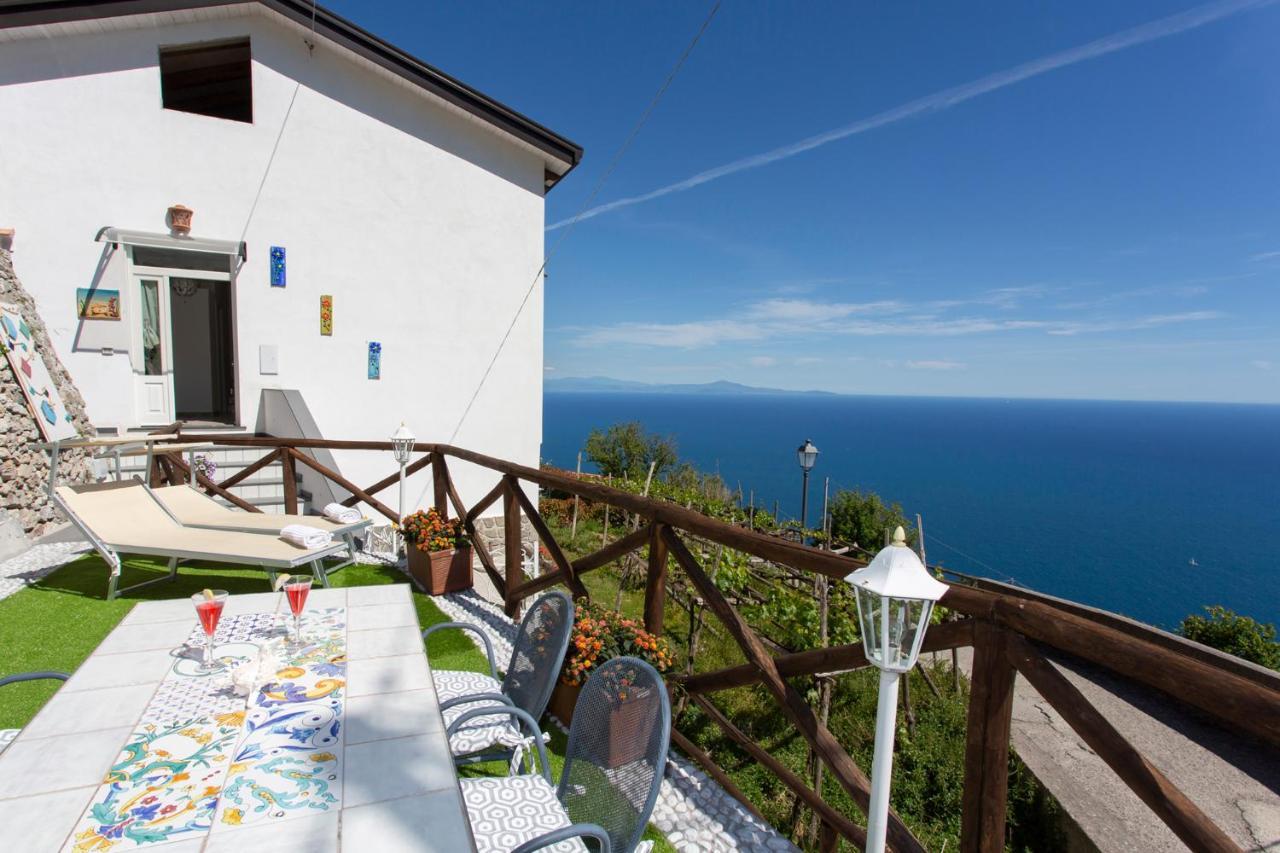 Holidays Perla D'Amalfi Exterior photo