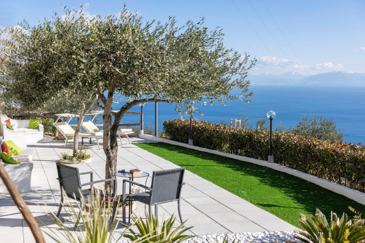 Holidays Perla D'Amalfi Exterior photo