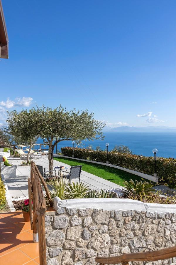 Holidays Perla D'Amalfi Exterior photo