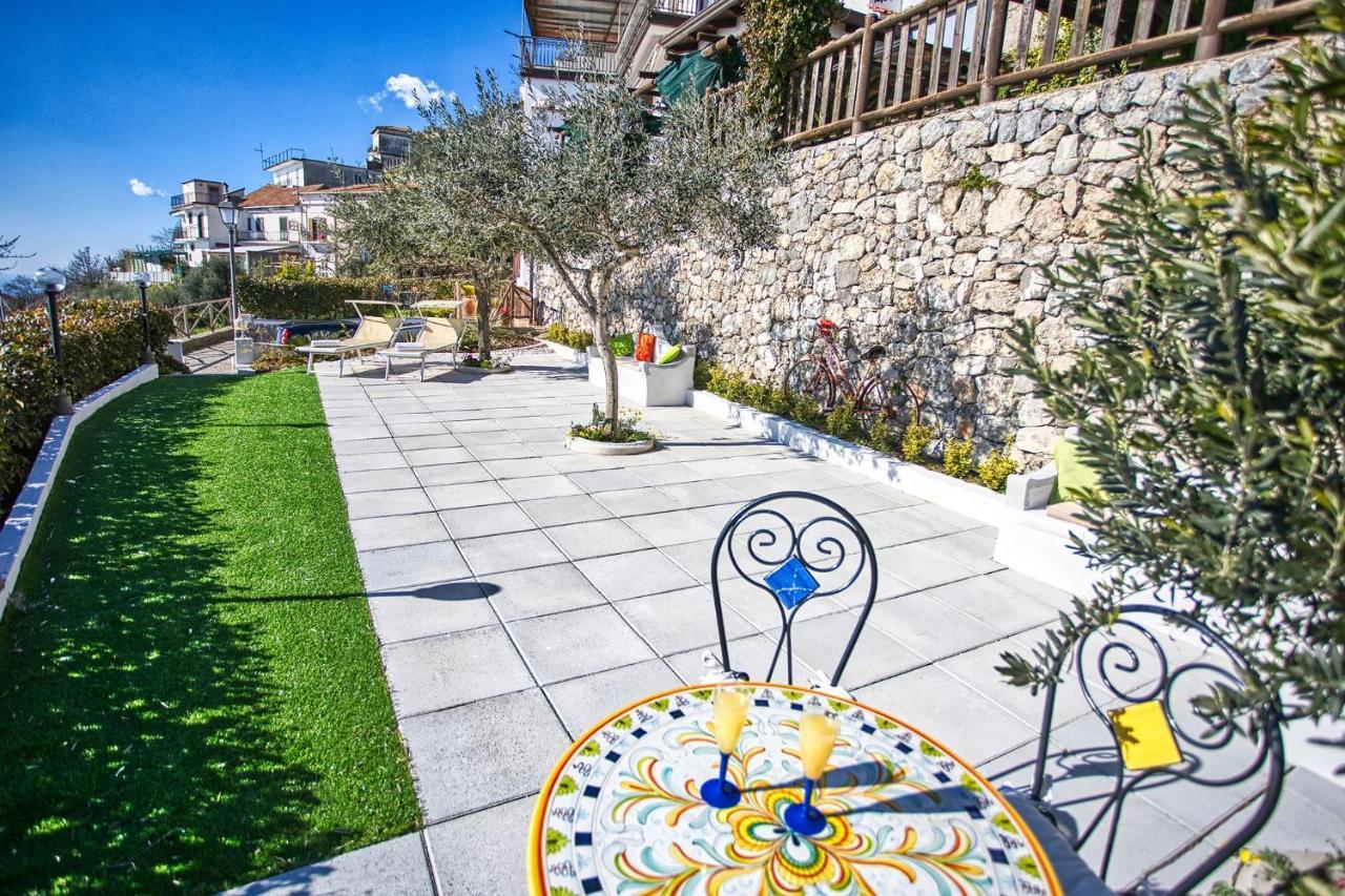 Holidays Perla D'Amalfi Exterior photo