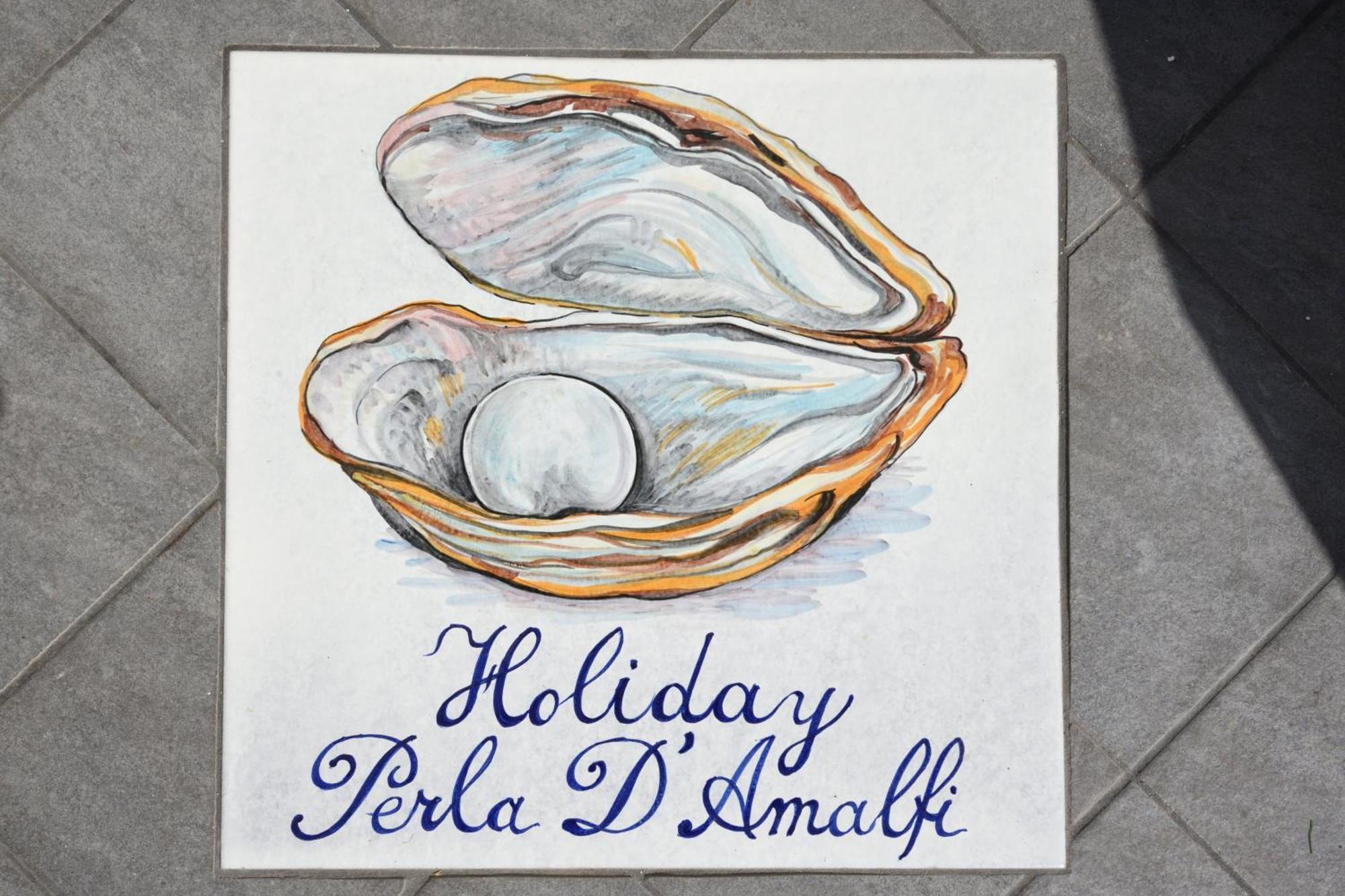 Holidays Perla D'Amalfi Exterior photo
