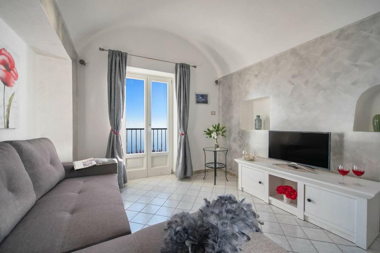 Holidays Perla D'Amalfi Exterior photo